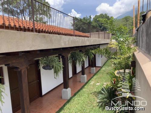 CASA EN VENTA EN ANTIGUA GUATEMALA
