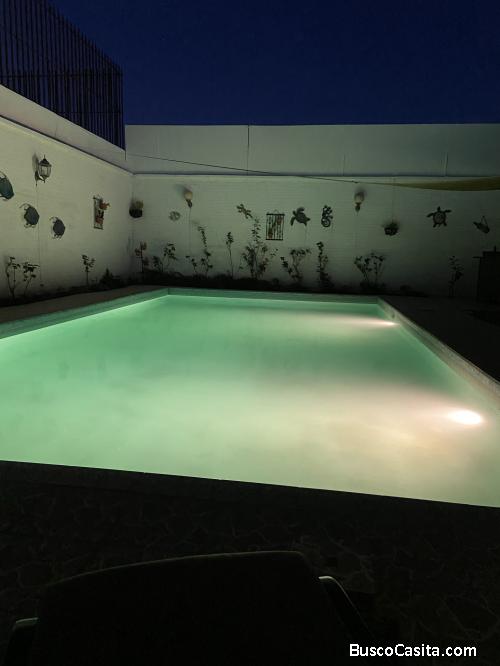 Casa grande con piscina 