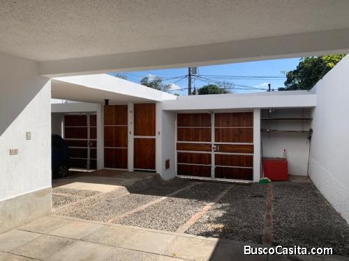 Casa en venta en zona 3 Colonia Lo de Bran Ciudad Guatemala