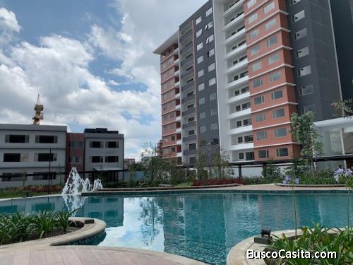 Apartamento en venta en zona 14 Plaza Segheria