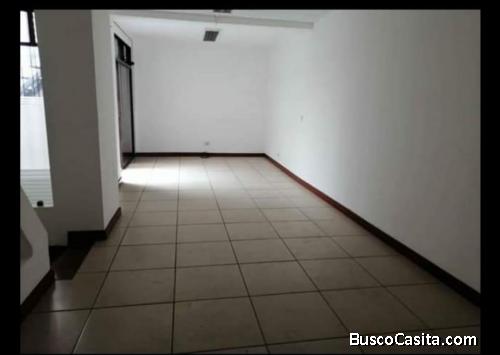 Casa en venta en zona 10