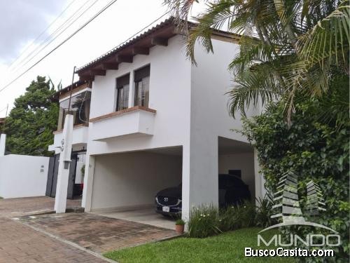 CASA EN RENTA EN ZONA 14 EN CONDOMINIO
