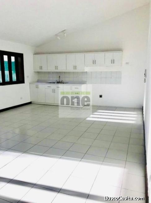Casa Ideal para Oficina o Clinica Km 8 Carretera al Salvador 