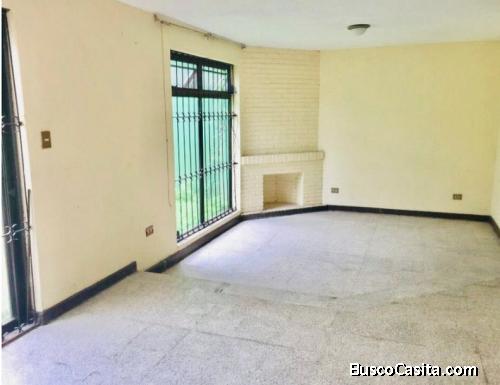 ZONA 10 Alquilo Casa fuera de Garita para Oficinas o Vivienda