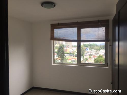 NUEVO PRECIO  EN DIRECTO  Apartamento en venta zona 15 Nivel Alto  Código: CAV-109