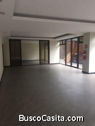 Apartamento en renta y/o venta Edificio Torre Barcelona, Zona 9.