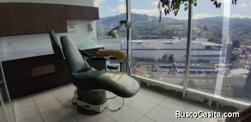 Clínica Equipada para Dentistas en Venta Zona 10