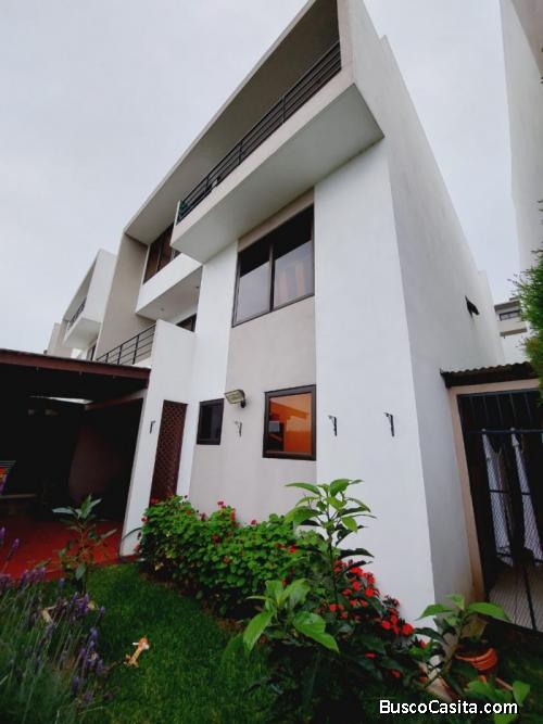 CityMax Gold vende casa en Muxbal CES