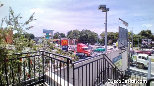 Renta de Local en Zona 2 