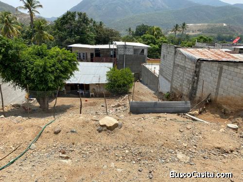 TERRENO CON CASA INCLUIDA