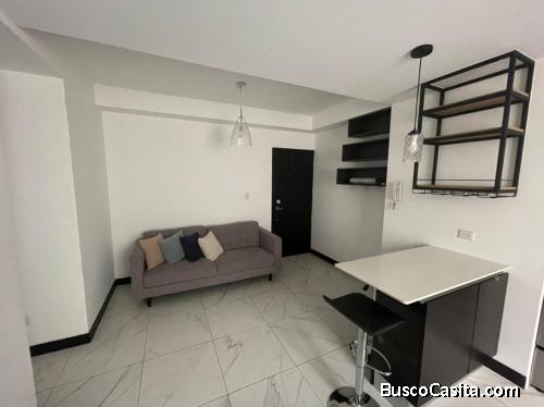 RENTO APARTAMENTO ZONA 15 VISTA HERMOSA I