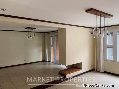 Casa en alquiler en Zona 16, Ensenada de San Isidro