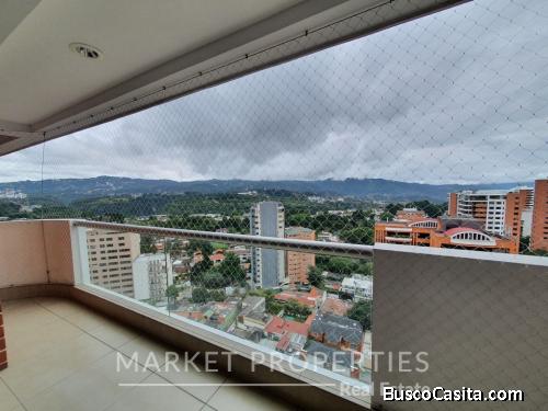 Apartamento en alquiler en Zona 14, Edificio Dalí