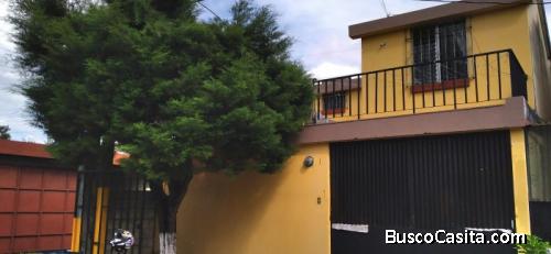 Casa en Doroteo Guamuch y Periférico, zona 7.