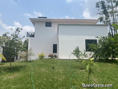 ????VENDO LINDA CASA EN LA PERLA, REU????