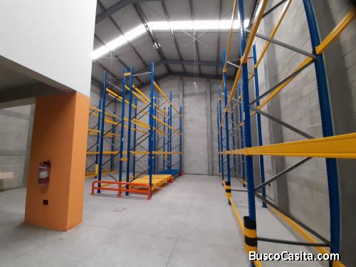 RENTO OFIBODEGA ZONA 4 MIXCO