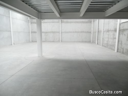 BODEGA EN RENTA EN CENTRO DE NEGOCIOS LA PAZ, CALZADA LA PAZ