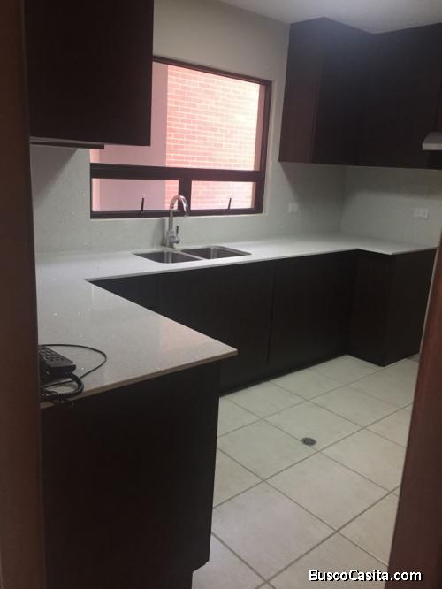 APARTAMENTO EN RENTA EN ZONA 10/ MUNDO INMOBILIARIO