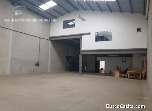 VENTA / RENTA OFIBODEGA EN COMPLEJO AVENIDA PETAPA ZONA 12