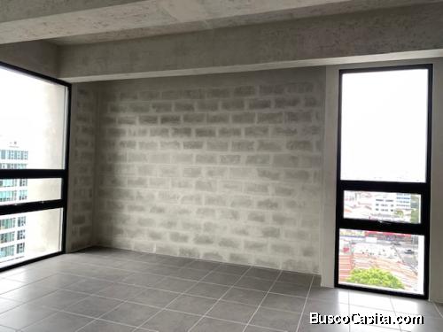 RENTA Oficina en Edificio nuevo en zona 9