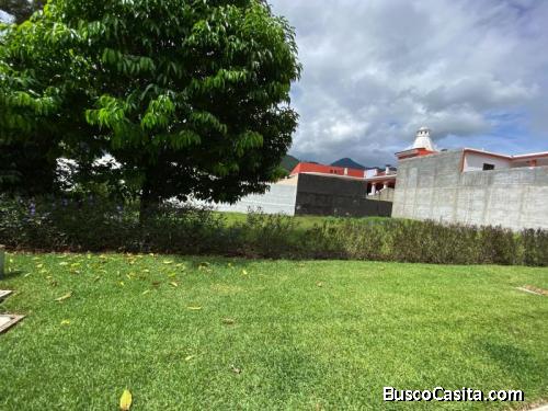 CityMax Antigua Terreno en Residencial Bella Vista, Jocotenango