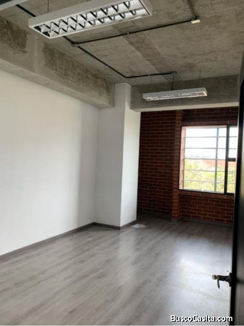 Oficina en RENTA, Zona 11