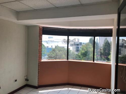 Comoda y bonita oficina en edificio Paladium