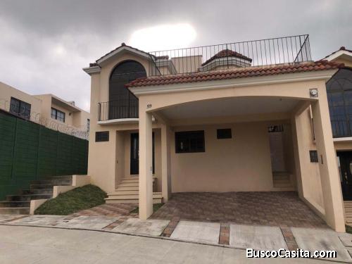 Casa En Renta Condominio Villa Suiza, Zona 16