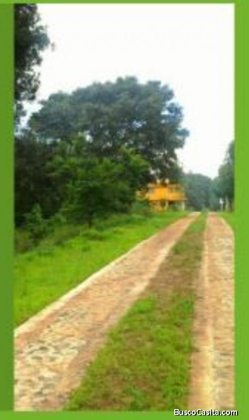 Vendo bonito terreno  de  8x25mts