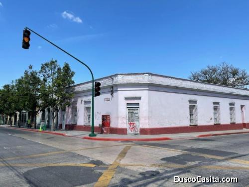 VENTA DE CASA CON EXCELENTE UBICACION ZONA 1