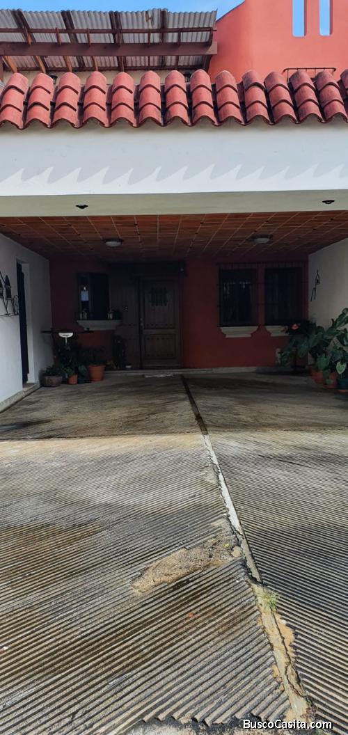 CASA EN VENTA KM 18.5 CARRETERA A EL SALVADOR