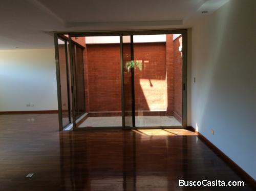 Condominio Monte Rosa, Zona 14