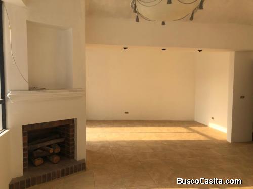 CASA EN ALQUILER ZONA 10, IDEAL OFICINAS