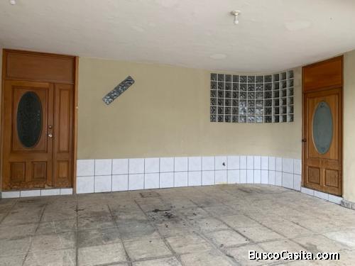 VENTA Town house en Residencial La Montaña zona 16