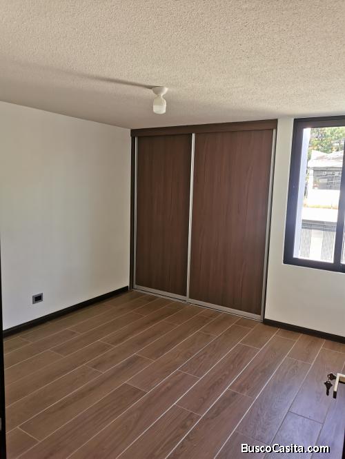 RENTO CASA ZONA 16 PARA PAREJA 