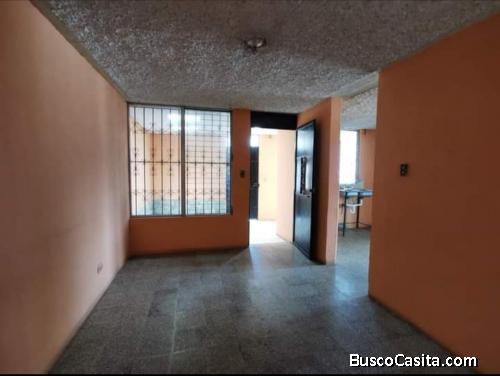 RENTO APARTAMENTO  PARA PAREJA, EN KM. 9.5 CARR. AL ATLÁNTICO ZONA 17, ÁREA RESIDENCIAL 