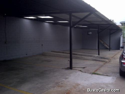 AMPLIO TERRENO EN ZONA 12 - COLONIA EL CARMEN