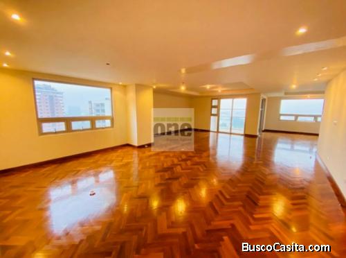 Zona 14 Apartamento de 240 mts2 vista hacia los volcanes