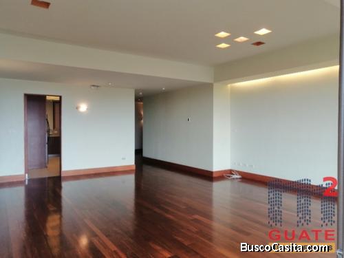 Apartamento de 215 m2 de construcción en Renta, Zona 10