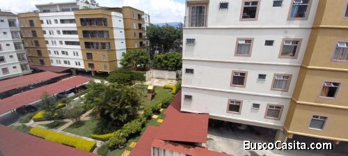 Vendo Apartamento en  Edificio Zona 11