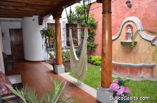 RENTO APARTAMENTO AMUEBLADO EN ANTIGUA GUATEMALA 