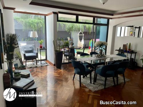 Amplio apartamento en venta zona 14