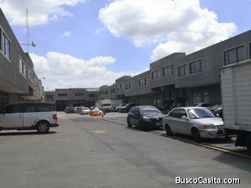 RENTA OFIBODEGA ZONA 12