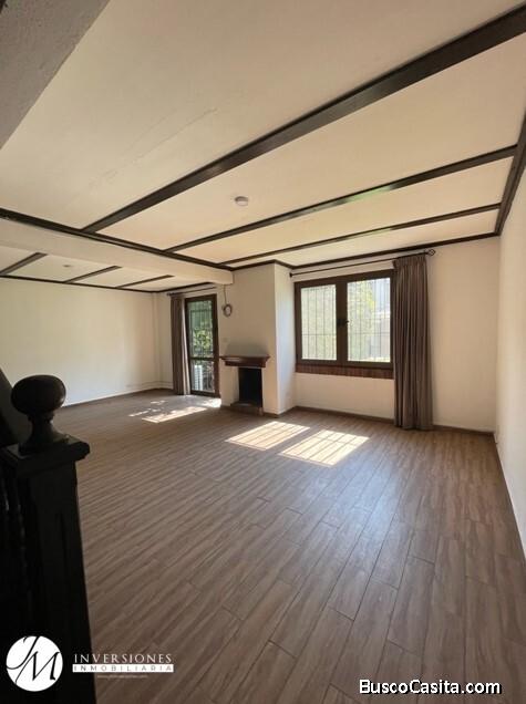 Casa en renta zona 10