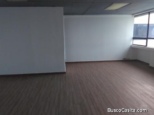 OFICINA EN RENTA ZONA 10,     390M2      SUPER PRECIO