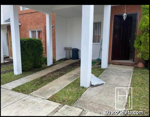 HomePro Inmobiliaria renta casa en Santa Catarina Pinula