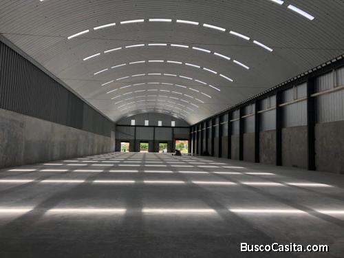 RENTO NAVE CARRETERA SAN JOSE PINULA PARA ESTRENAR EN JULIO 2,022