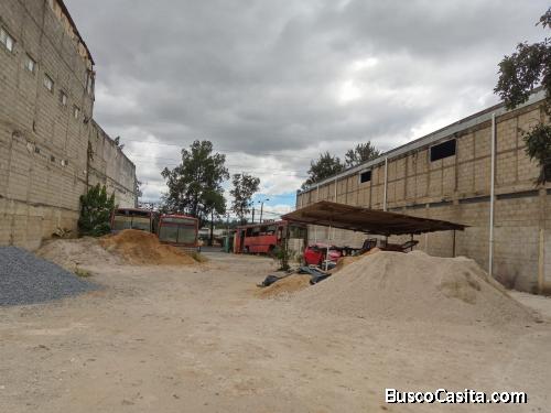 Terreno en venta sobre el Anillo Periférico 