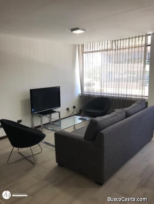 Apartamento en renta  amueblado en zona 10
