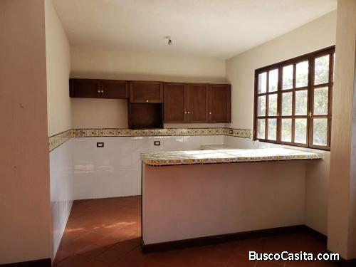 Casa en alquiler en zona 15